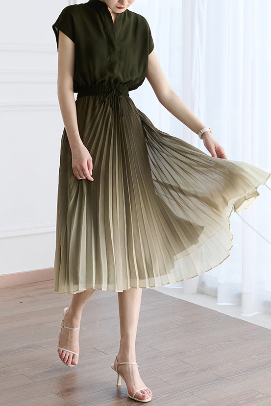 Ombre pleated midi dress with keyhole neck for women