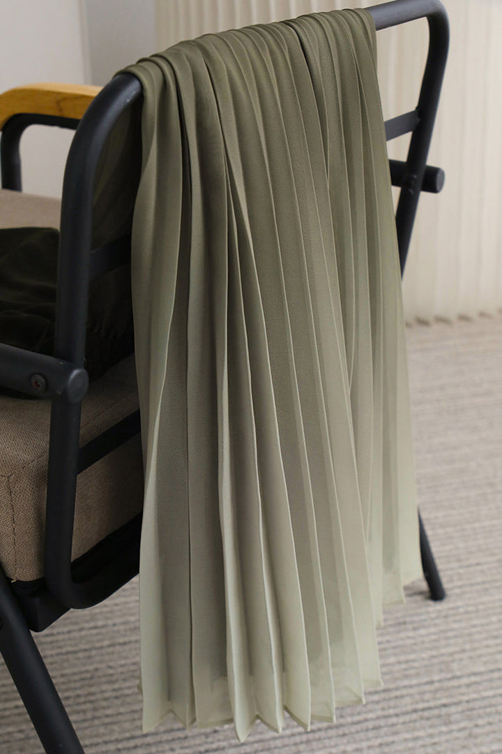 Ombre pleated midi dress with keyhole neck for women