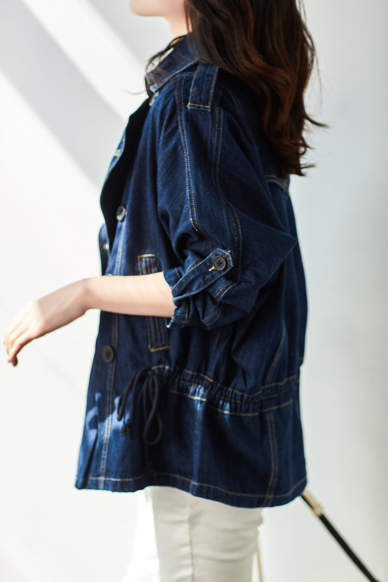 Cotton denim jacket with lapel collar and drawstring waist for women