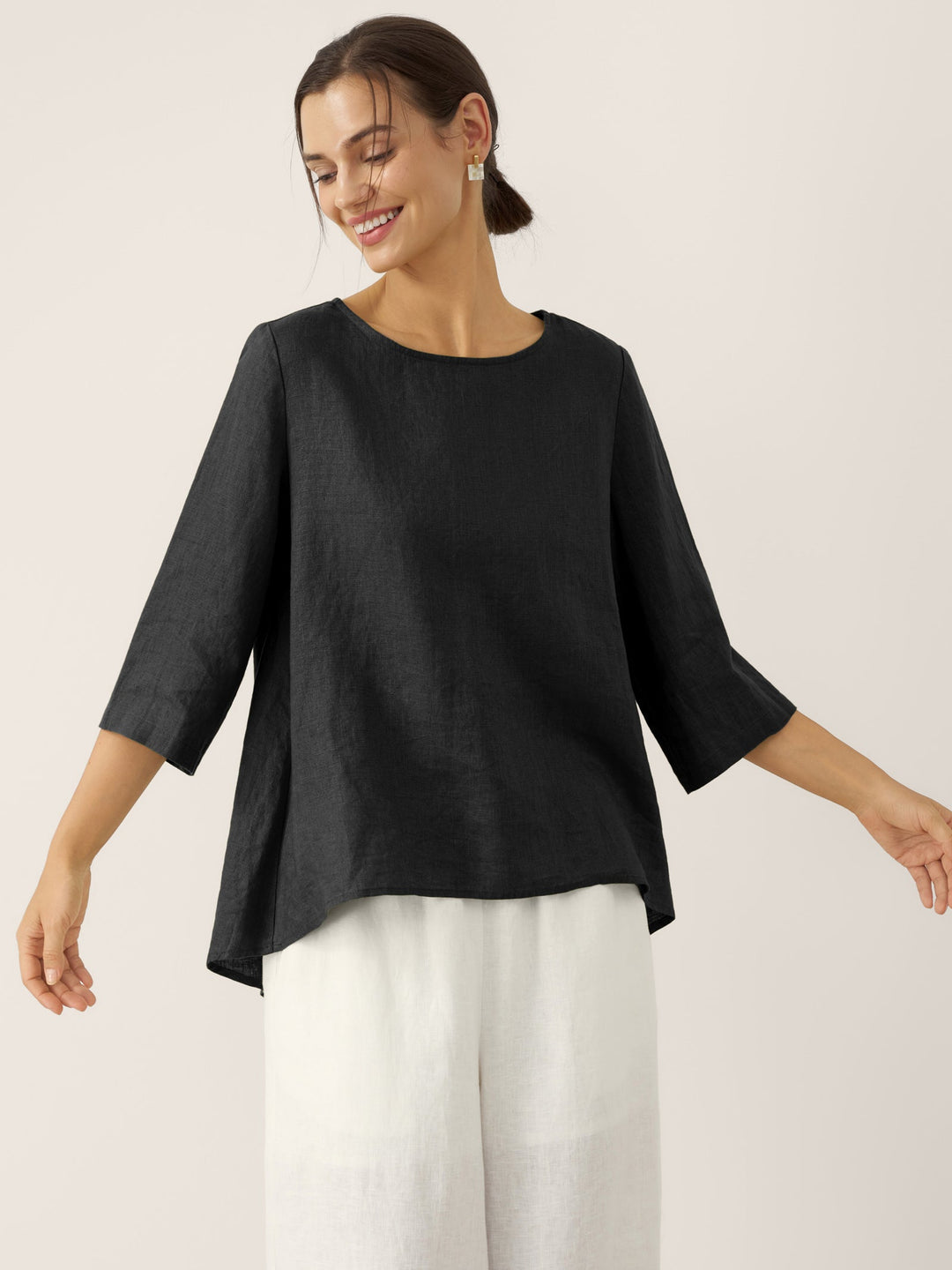 Linen tunic top with asymmetric hem for women