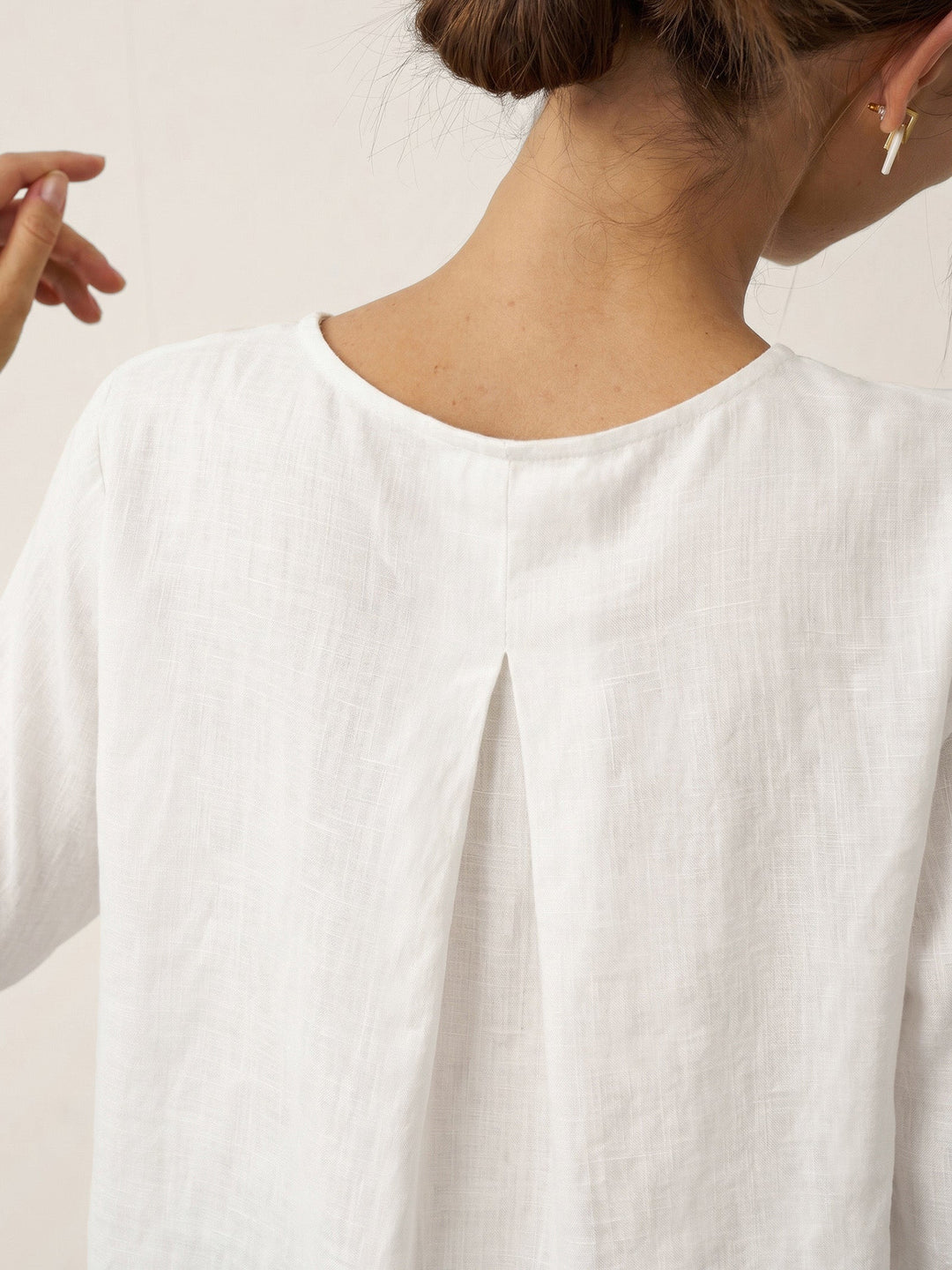 Linen tunic top with asymmetric hem for women