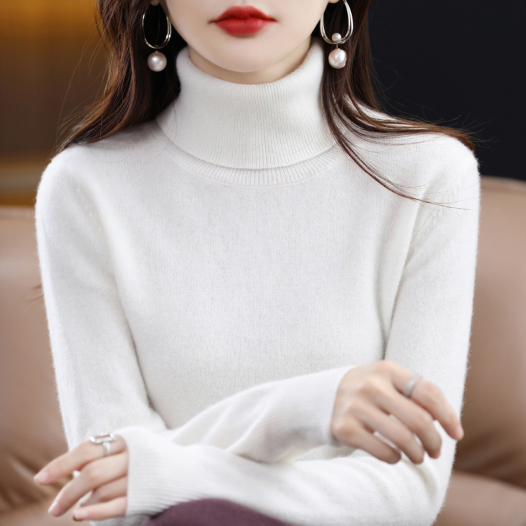 Emmie Turtleneck Sweater in Cashmere for Women – Premium Soft Knit Offering Warmth and Light Comfort