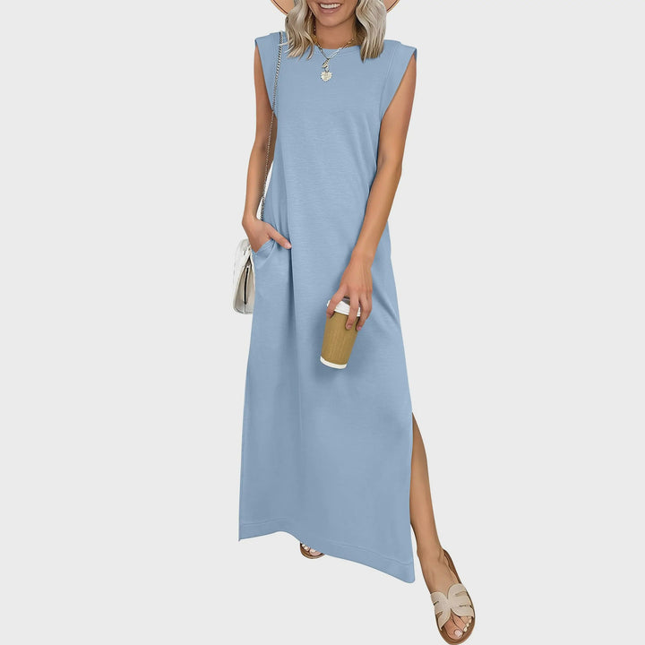 Sleeveless crew neck maxi dress with side pockets and slits for women