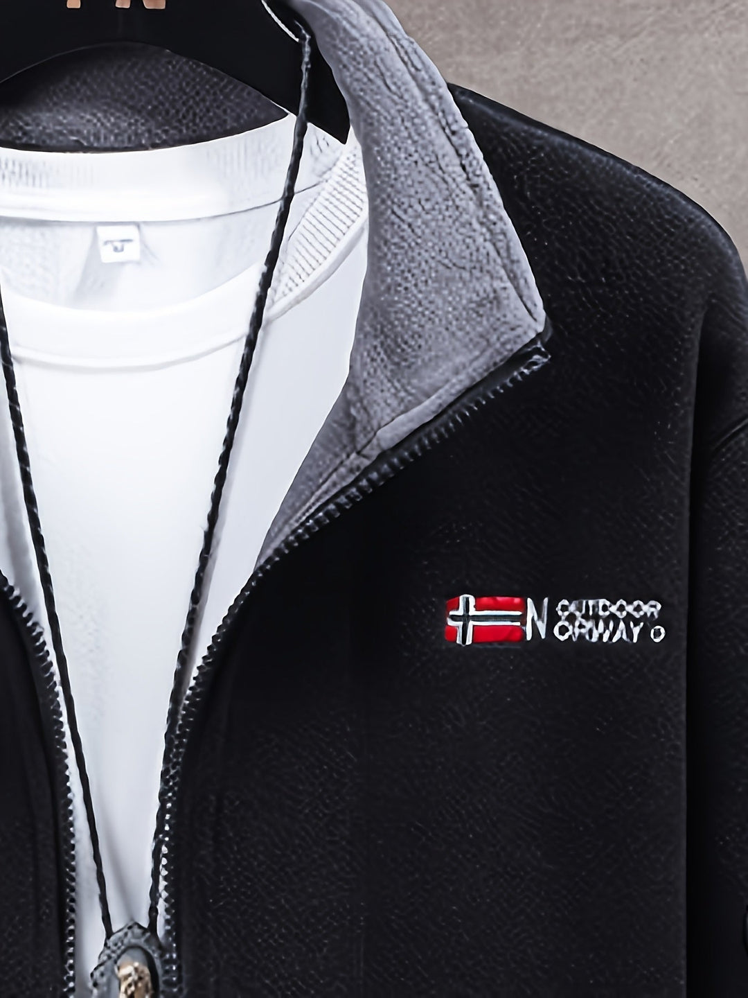 Julius Veste Polaire Outdoor Homme – Soft, Warm &amp; Light with Protective Collar