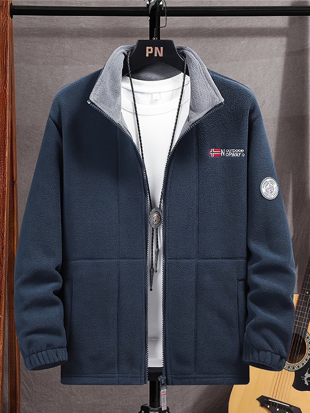 Julius Veste Polaire Outdoor Homme – Soft, Warm &amp; Light with Protective Collar