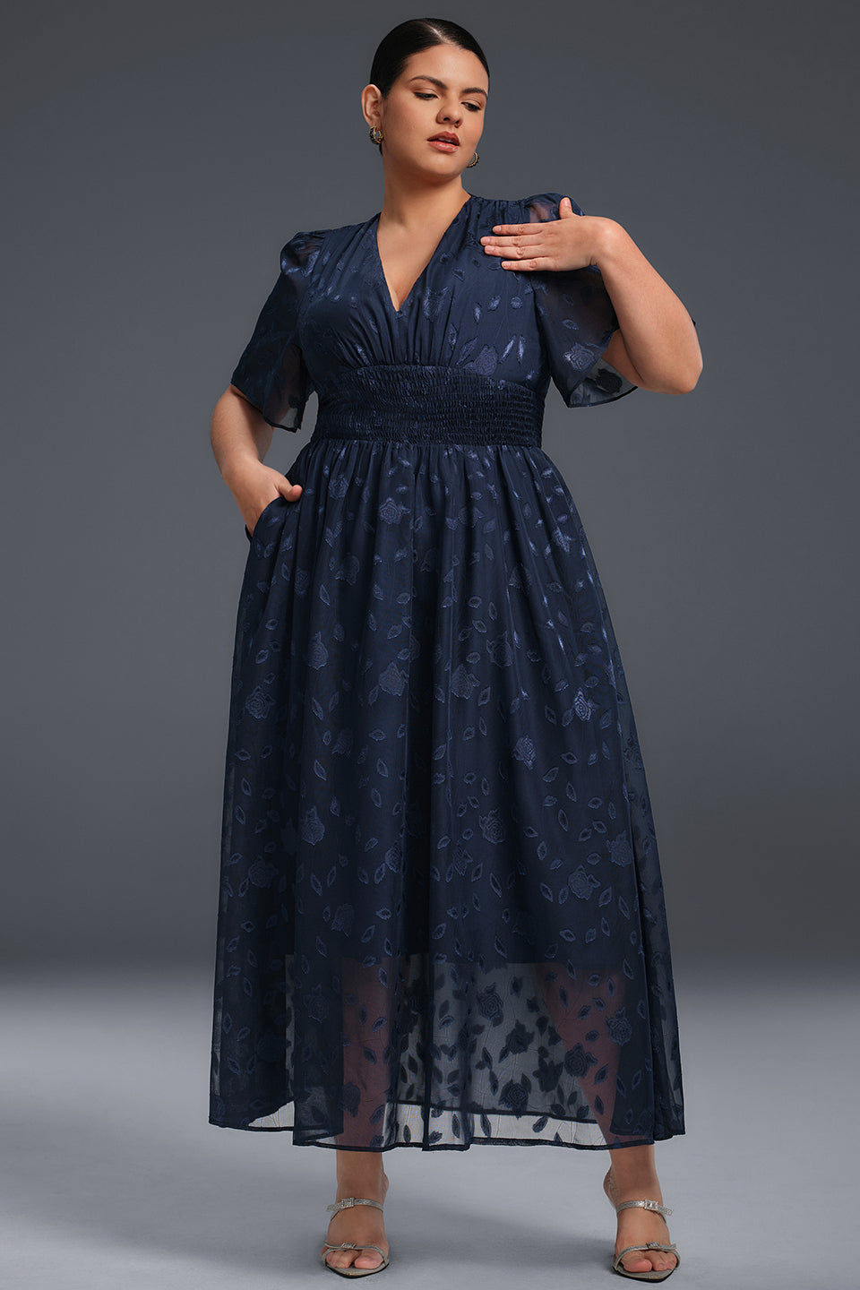 Plus size pleated maxi dress with high waist for women