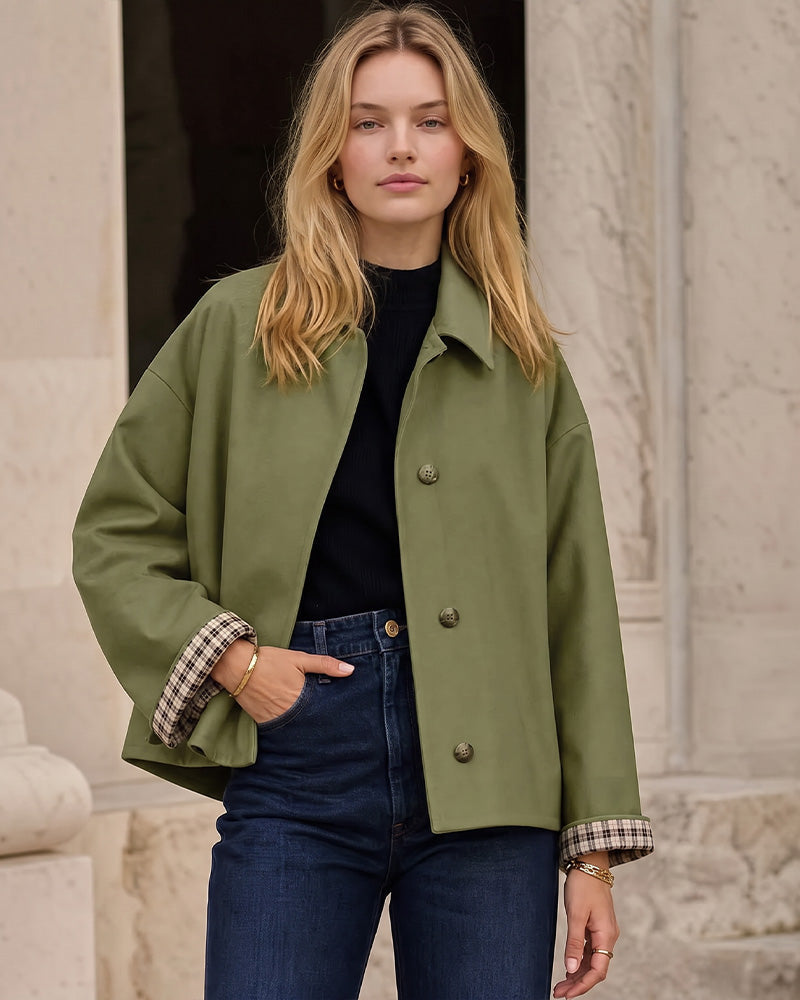 Cropped water-repellent trench jacket with check cuffs for women