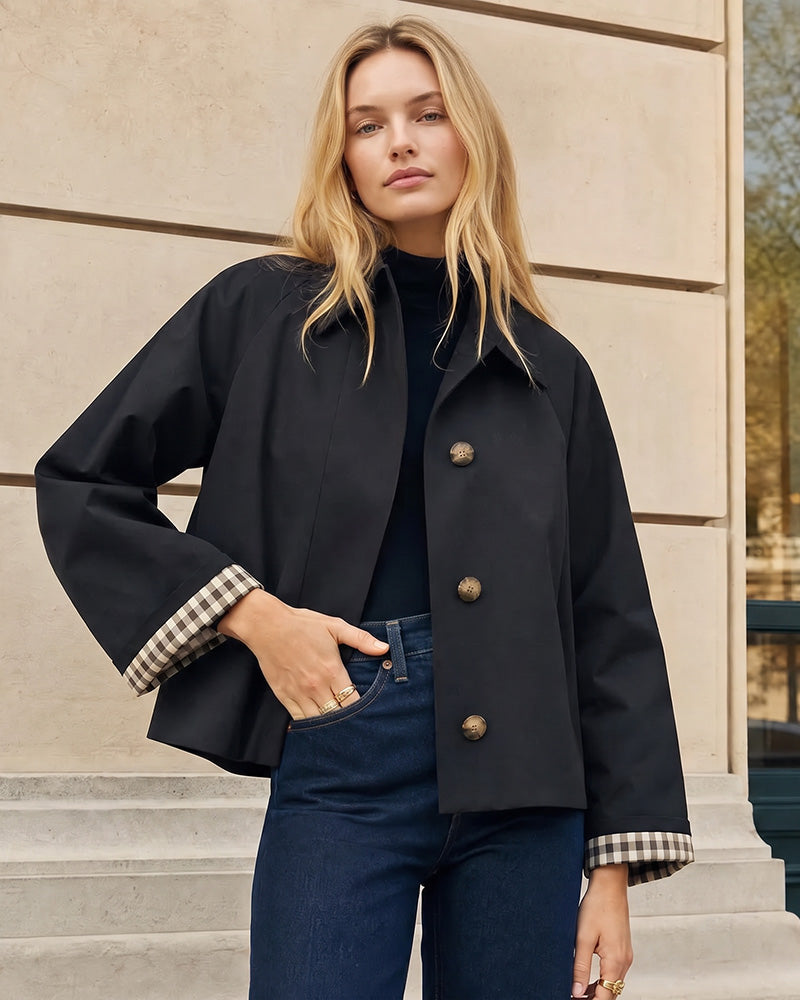 Cropped water-repellent trench jacket with check cuffs for women