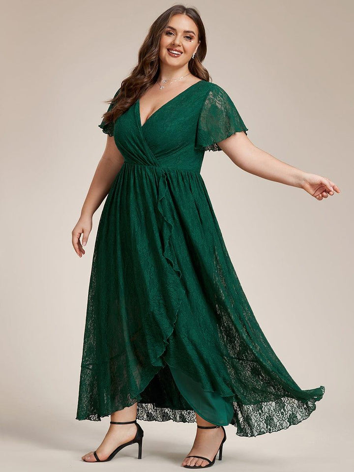 Plus size ruffled lace A-line evening dress with V-neck for women
