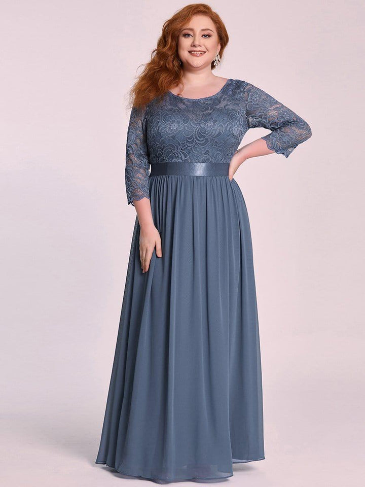 Plus size sheer lace floor-length evening dress with half sleeves for women