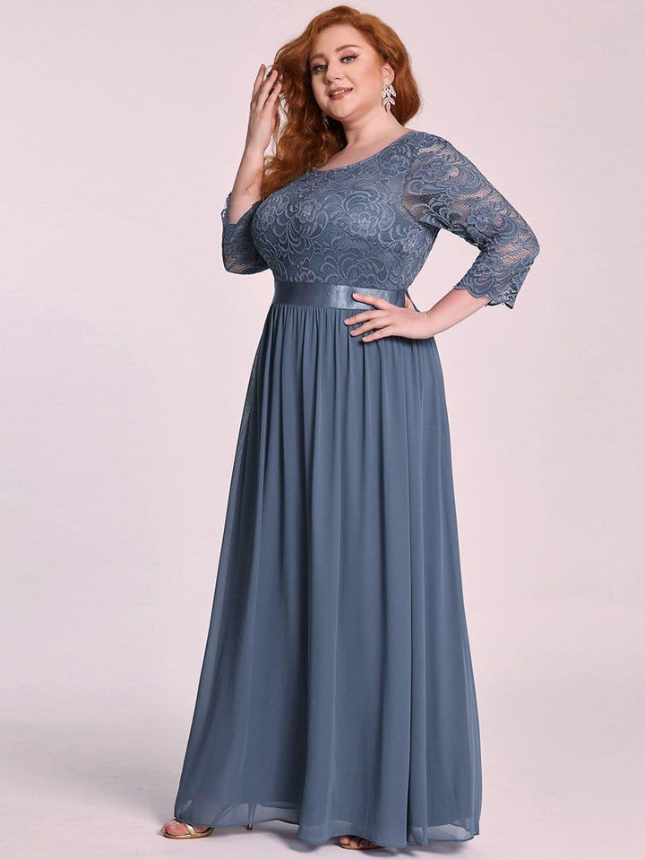 Plus size sheer lace floor-length evening dress with half sleeves for women