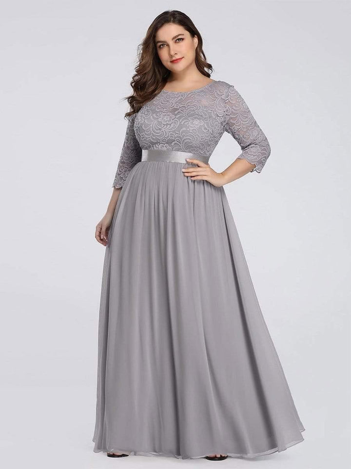 Plus size sheer lace floor-length evening dress with half sleeves for women