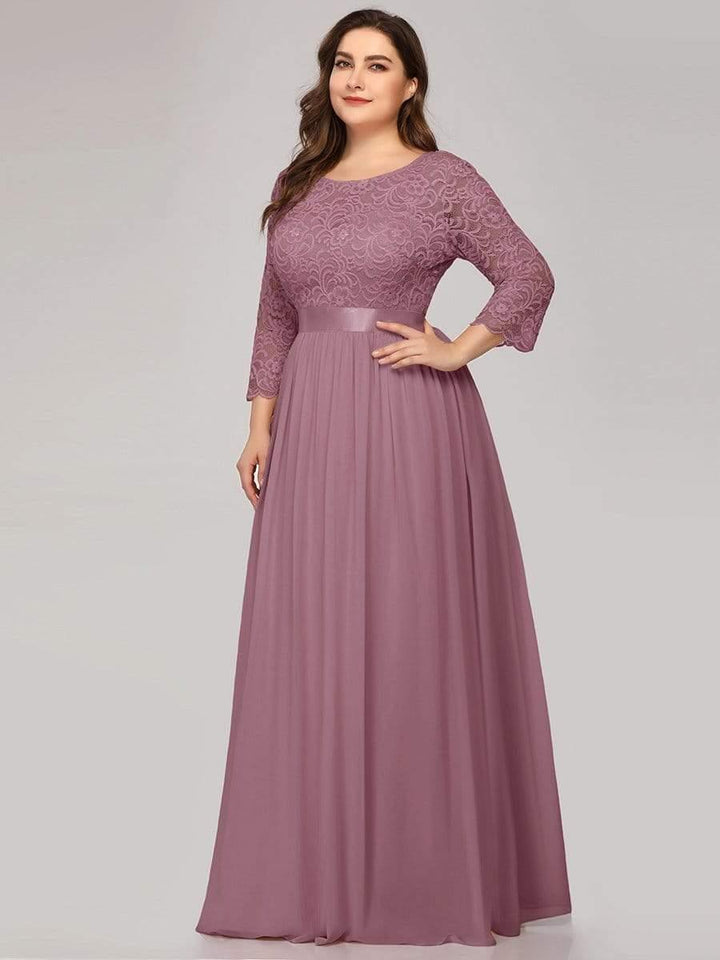 Plus size sheer lace floor-length evening dress with half sleeves for women