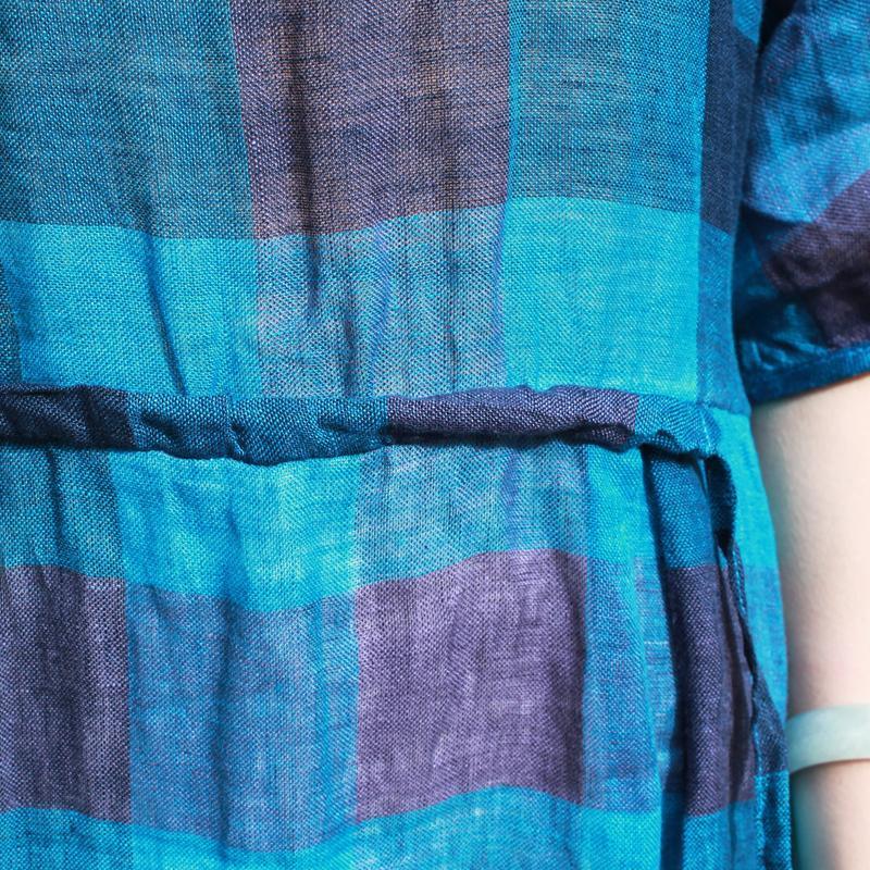 Plus size linen plaid midi dress with pleats and half sleeves for women