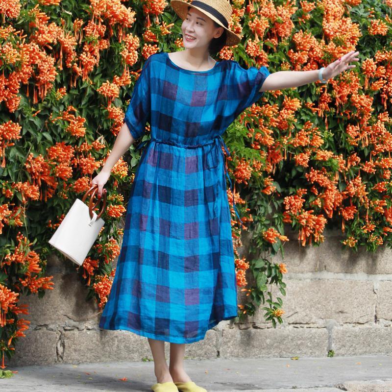 Plus size linen plaid midi dress with pleats and half sleeves for women
