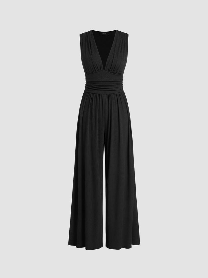 Sleeveless wide-leg jumpsuit with tailored fit for women