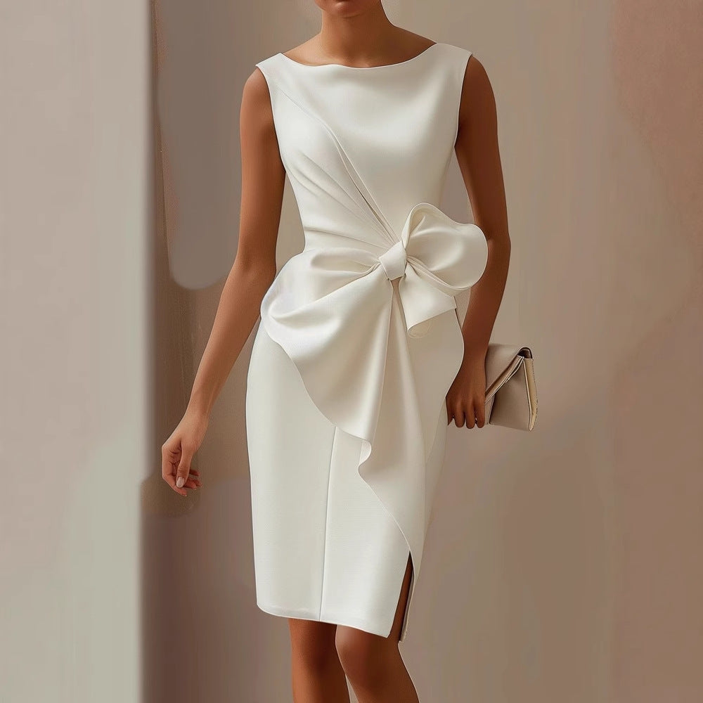 Sleeveless dress with oversized bow waist for women