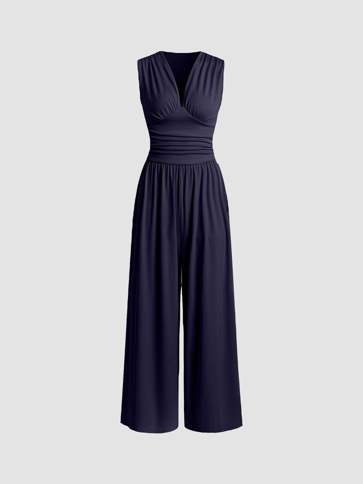 Sleeveless wide-leg jumpsuit with tailored fit for women