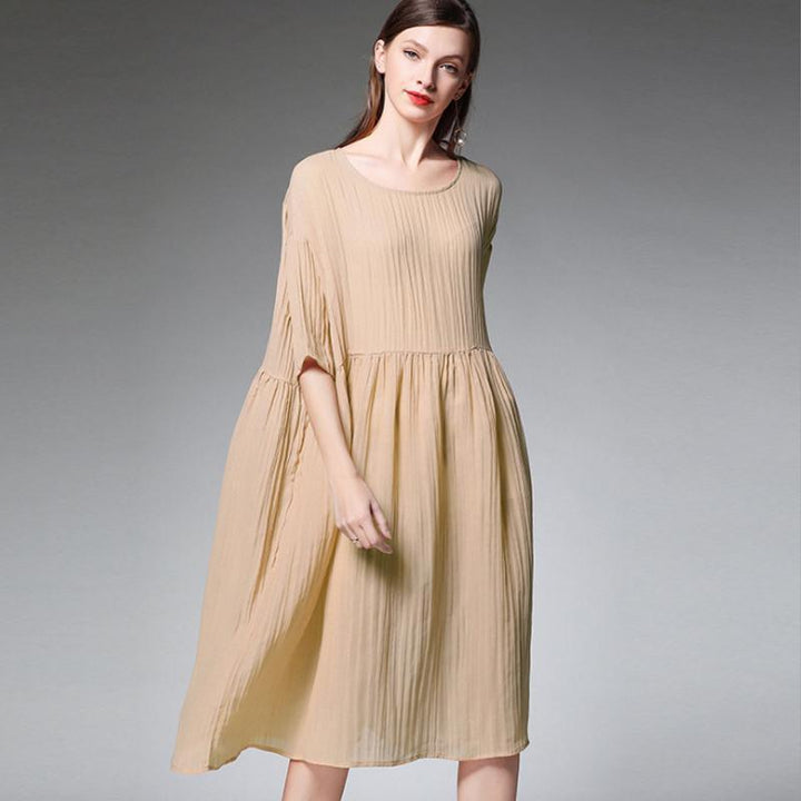 Plus size pleated midi dress with half sleeves for women