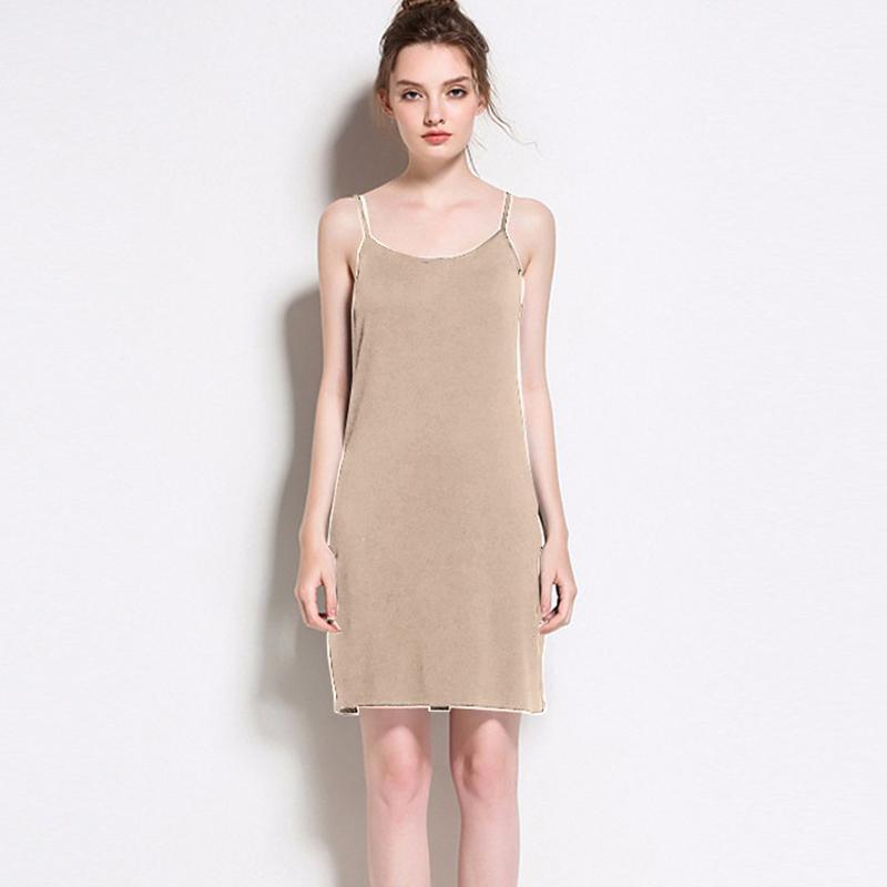 Plus size pleated midi dress with half sleeves for women