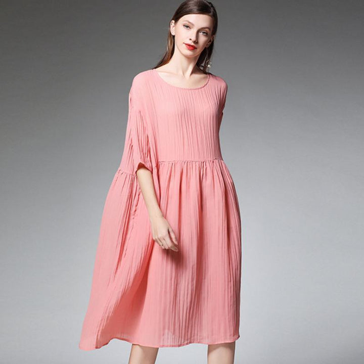 Plus size pleated midi dress with half sleeves for women