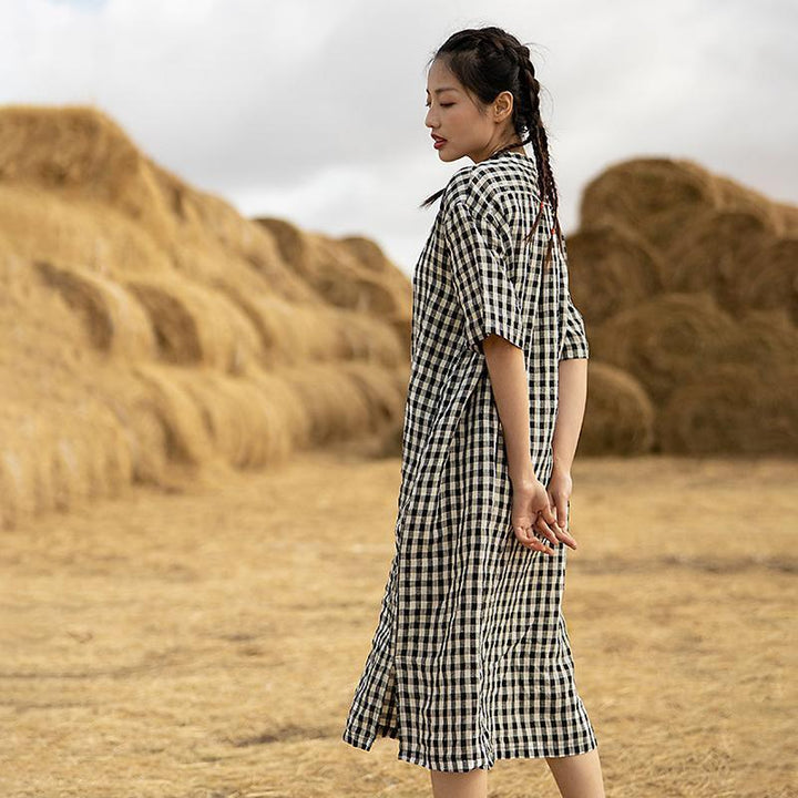 Plus size plaid linen midi dress with patchwork pockets for women