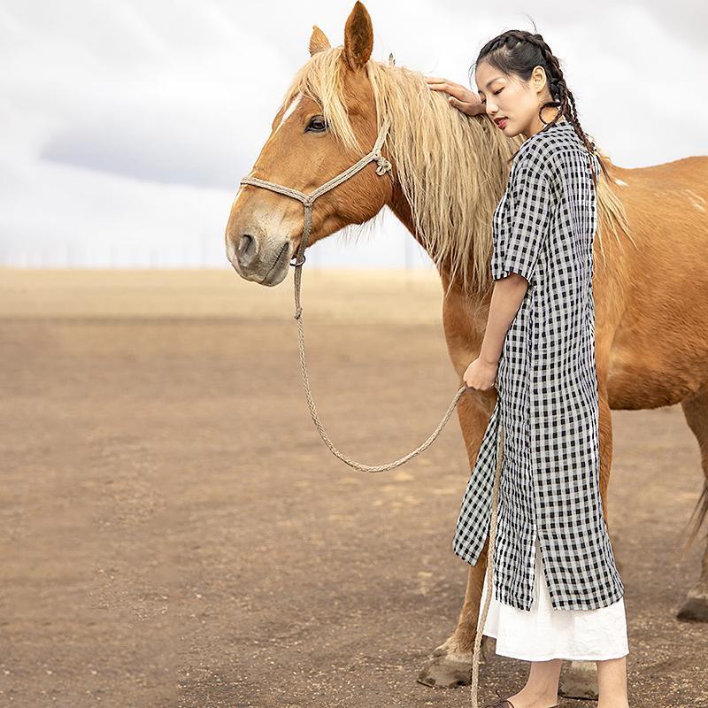 Plus size plaid linen midi dress with patchwork pockets for women