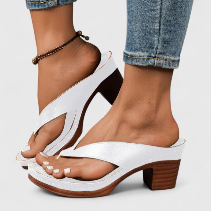 Block-heel toe-post sandals for women