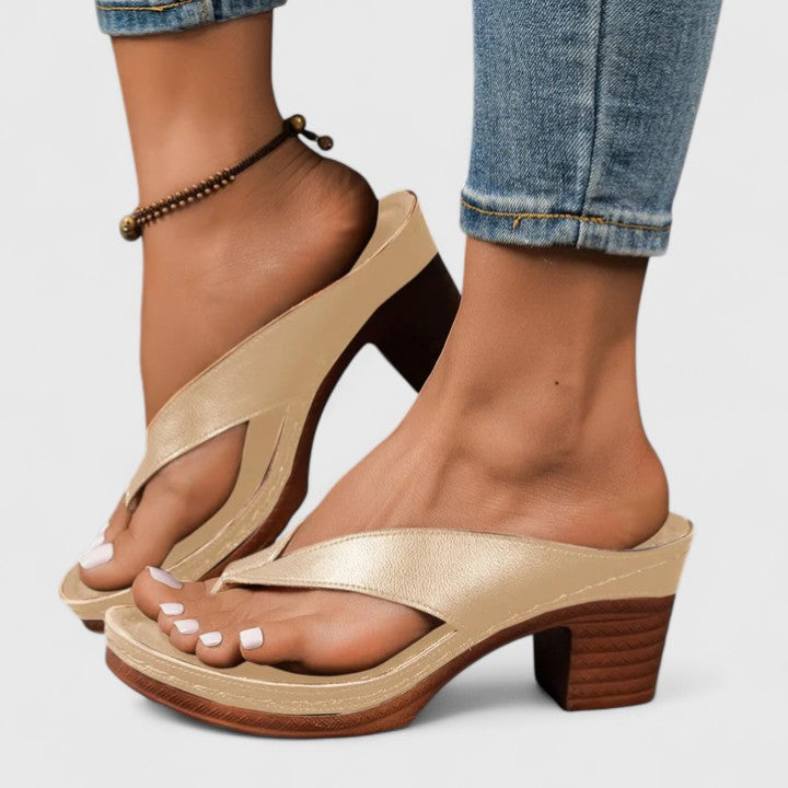 Block-heel toe-post sandals for women