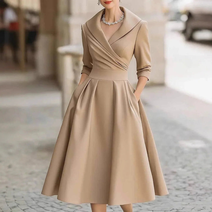 Classic Pleated Midi Dress – Structured Waist Design