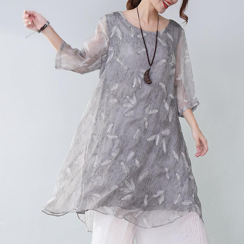 Plus size feather print linen blend dress with half sleeves for women