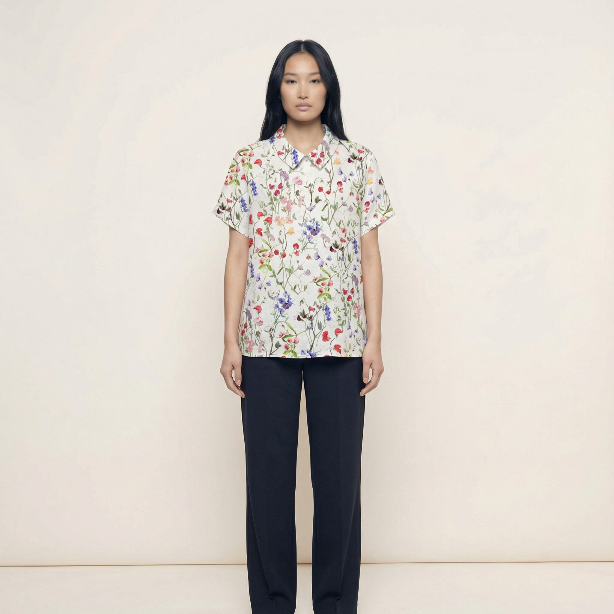 Women’s Short-Sleeve Shirt – Collared Embroidered Design