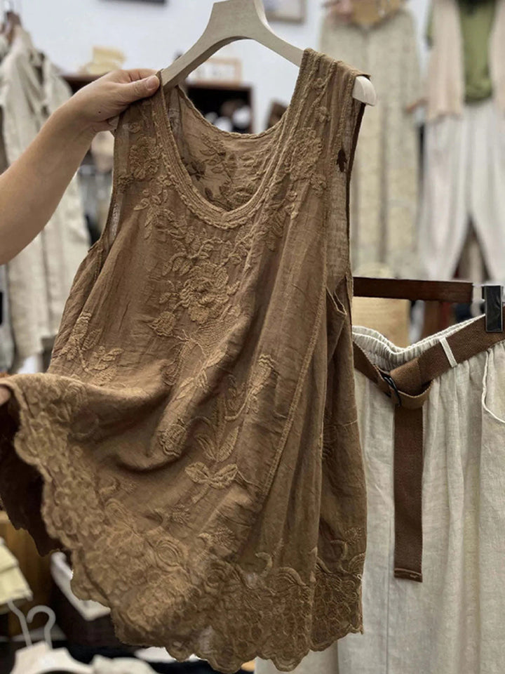 Floral lace sleeveless tank top with scalloped hem for women