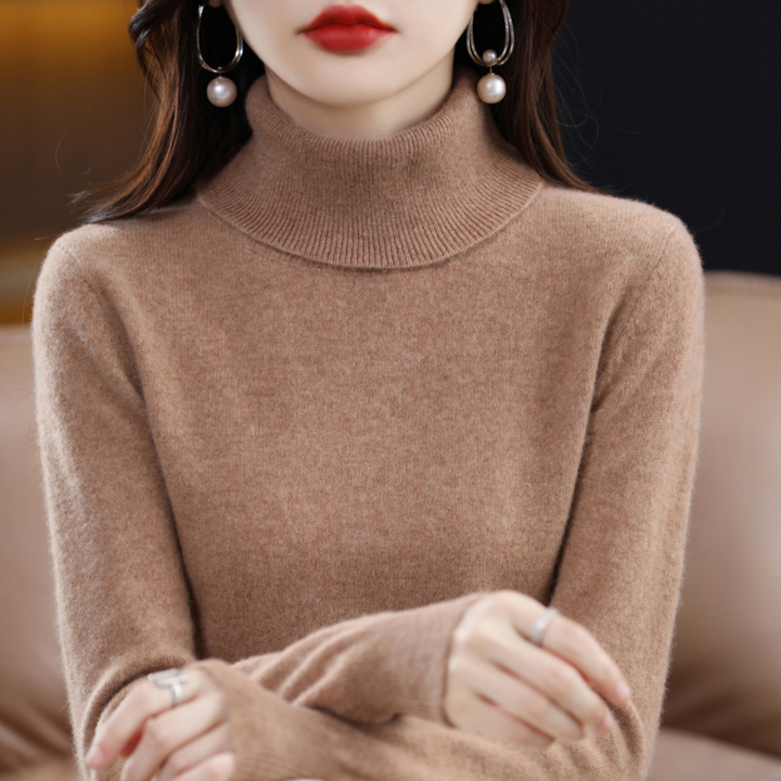Emmie Turtleneck Sweater in Cashmere for Women – Premium Soft Knit Offering Warmth and Light Comfort
