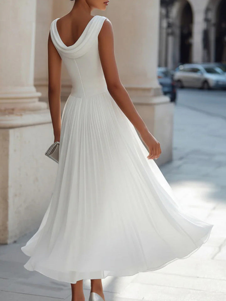 Sleeveless A-line midi dress with side pockets for women