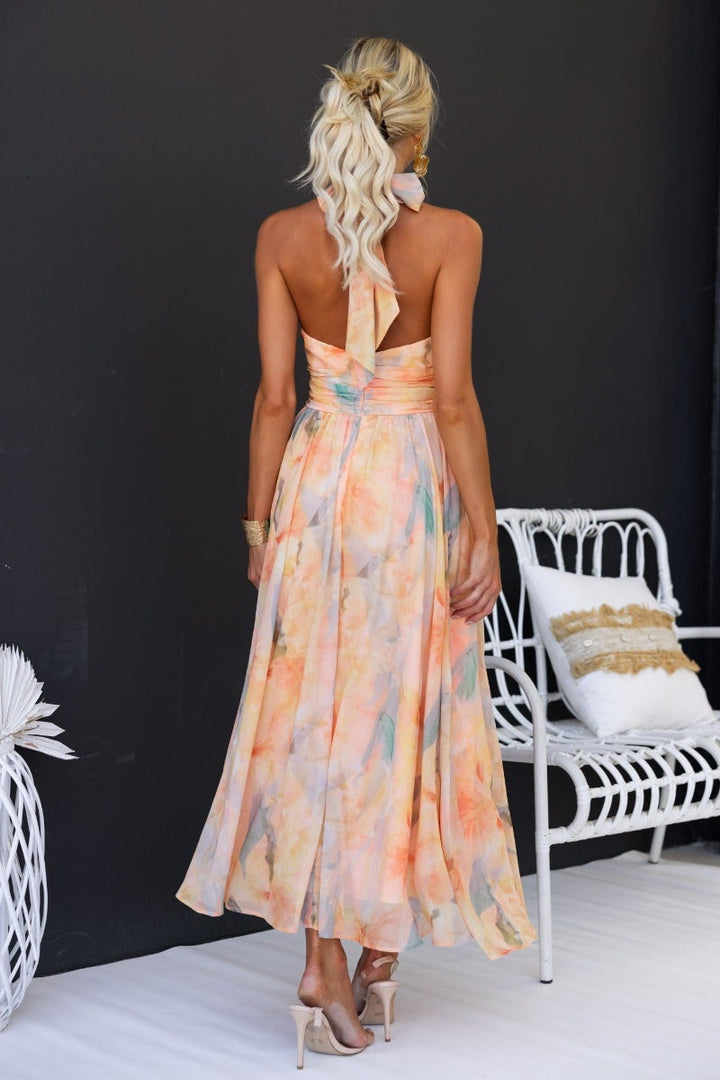 Sleeveless maxi dress with tie high neck for women