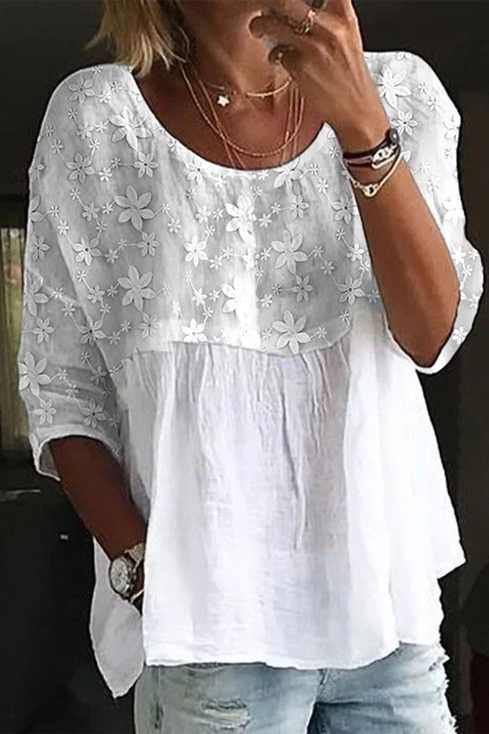 Lace embroidered patchwork top with loose fit and crew neck for women