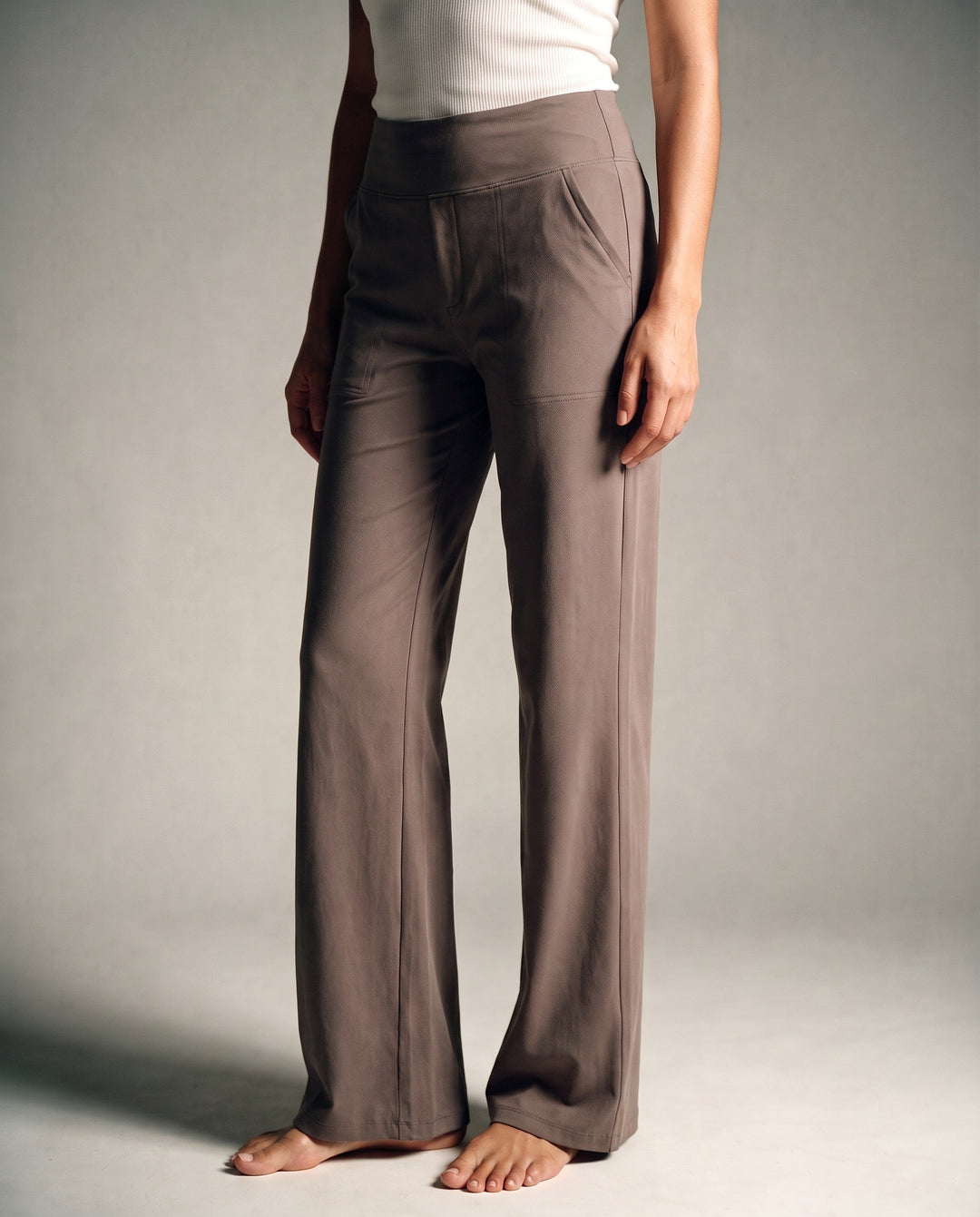 Soft stretch straight-leg pants with high waist for women