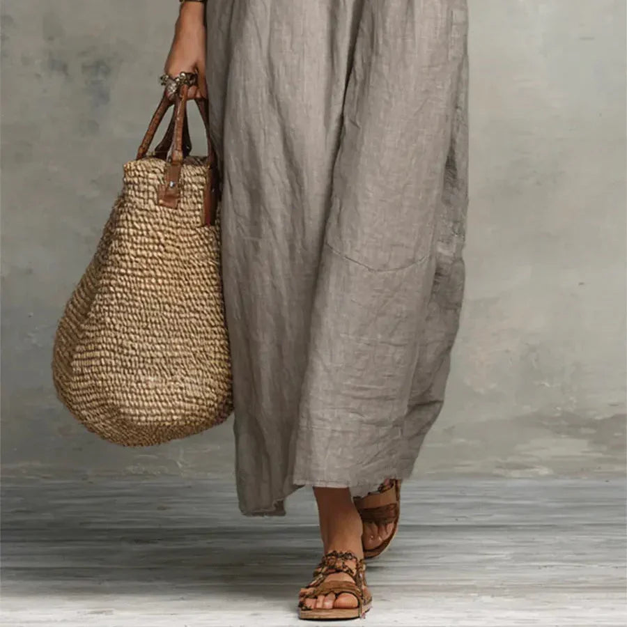 Boho maxi dress with ruffle V-neck and cap sleeves for women