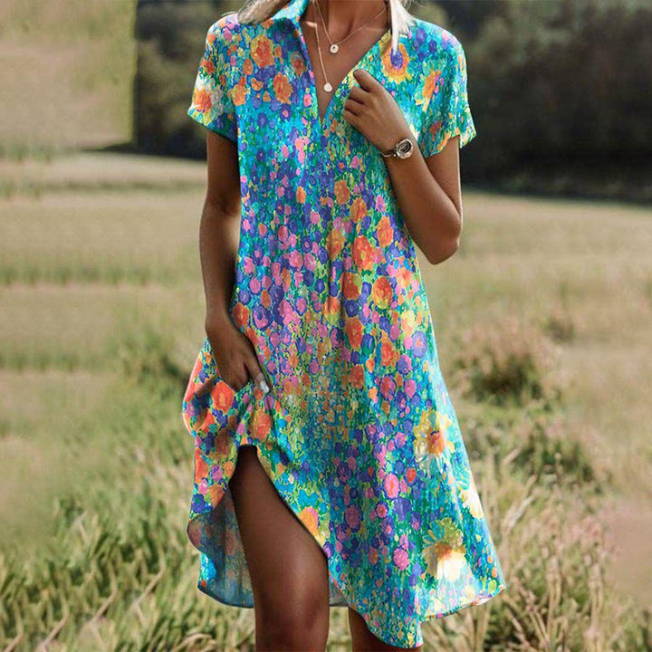 Floral shirt dress with short sleeves and relaxed fit for women