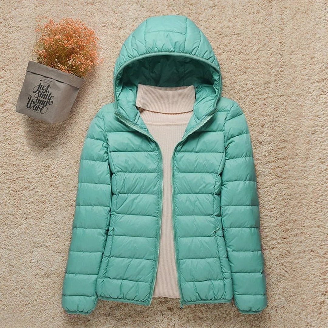 Lightweight Packable Hooded Puffer Jacket for Women